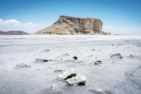 سپاه برای احیای دریاچه ارومیه از هیچ تلاشی دریغ نمی کند