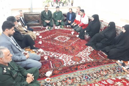آیین دیدار و تکریم از خانواده معظم شهدا توسط مسئولین شهرستان آذرشهر
