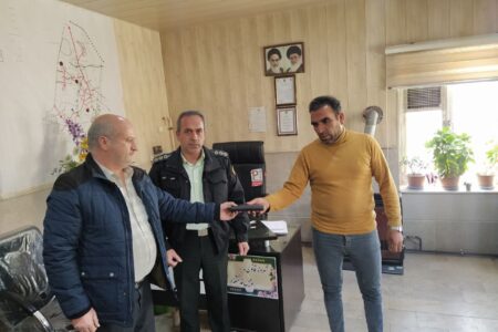 شهروند باوجدان گوگانی کیف حاوی ۱۰ میلیارد ریال چک حامل را به صاحبش برگرداند
