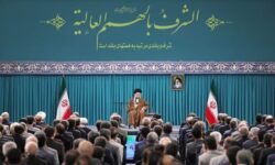 جمعی از تولیدکنندگان و فعالان اقتصادی با رهبر انقلاب دیدار کردند