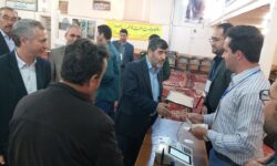 معاون استاندار آذربایجان شرقی از شعب اخذ شهرهای گوگان و تیمورلو بازدید کرد