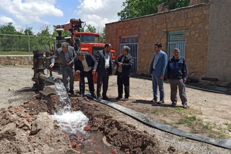 آزمایش پمپاژ چاه آب شرب جدیدالحفر گوگان