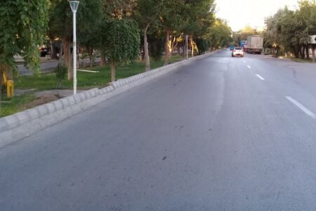 لامپ های بلوار ورودی شهید سلیمانی تعویض می شوند