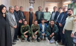 دیدار امام جمعه، بخشدار و تنی چند از مسئولان منطقه با پرسنل نیروی انتظامی بخش گوگان