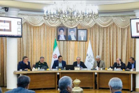 لزوم کاهش فاصله میان صنعت و دانشگاه در آذربایجان شرقی