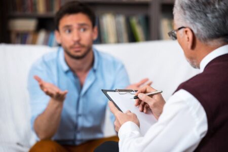 چه زمانی به روانشناس مراجعه کنیم؟