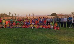 فرماندار شهرستان آذرشهر به همراه بخشدار و شهردار از مدرسه فوتبال و چمن استادیوم گوگان بازدید کرد