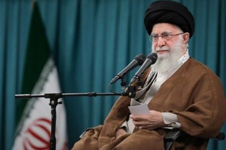 امام خامنه‌ای در محل کارشان در بیت رهبری به شهادت رسیدند